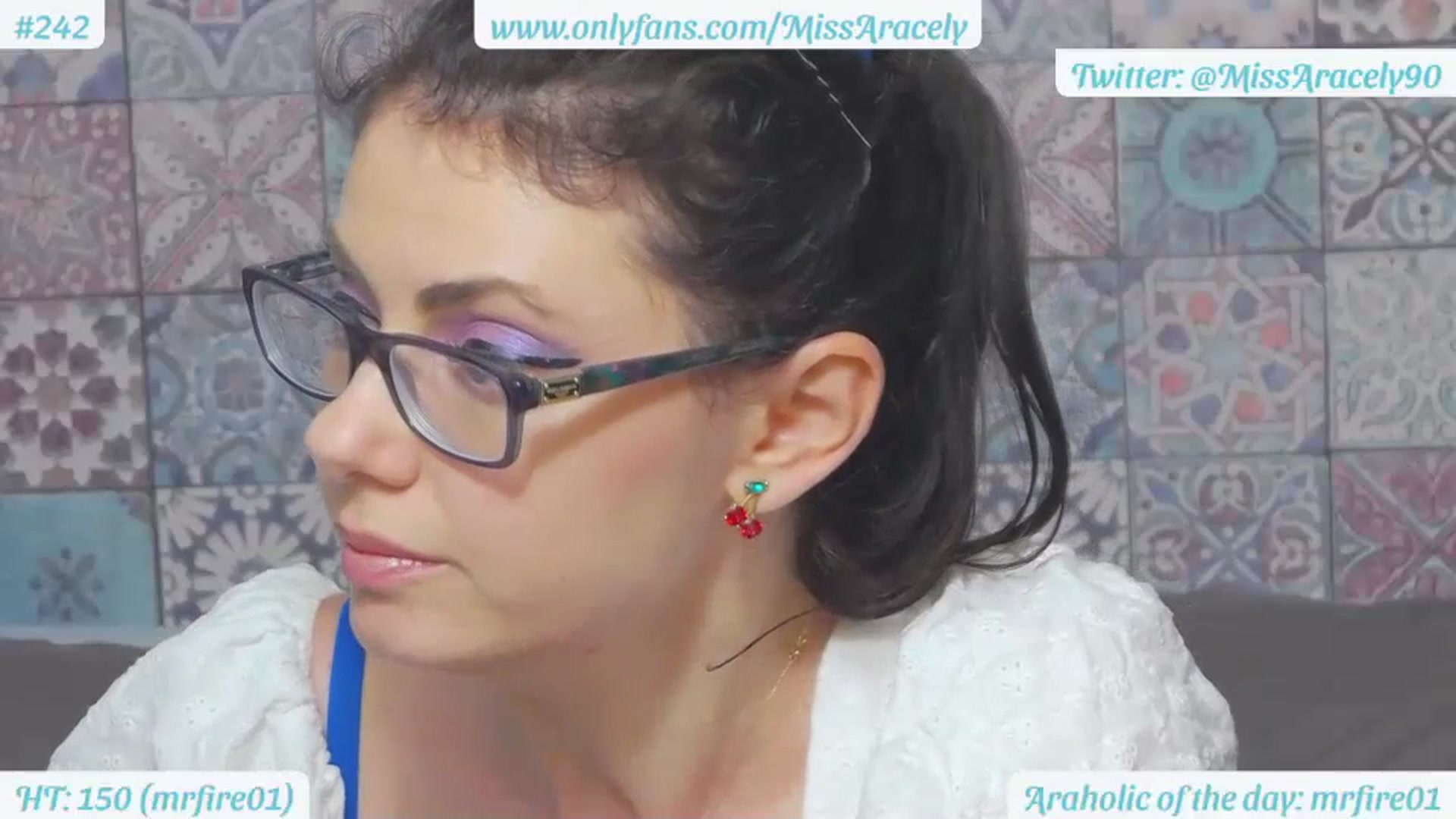 Gallery image thumbnail from MissAracely's myfreecams stream on, 07/12/2023, 19:52 image 16 of 20