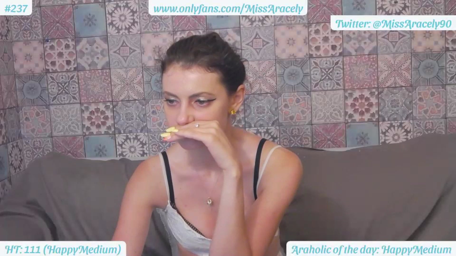 Gallery image thumbnail from MissAracely's myfreecams stream on, 07/13/2023, 20:39 image 16 of 20
