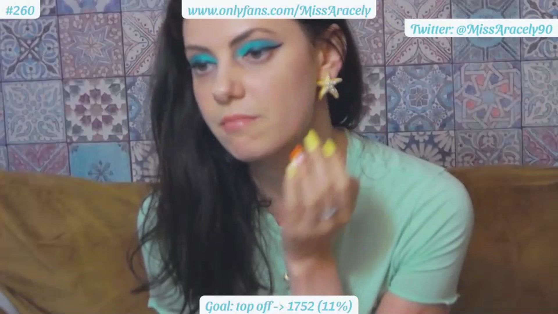 Gallery image thumbnail from MissAracely's myfreecams stream on, 07/14/2023, 19:36 image 4 of 20