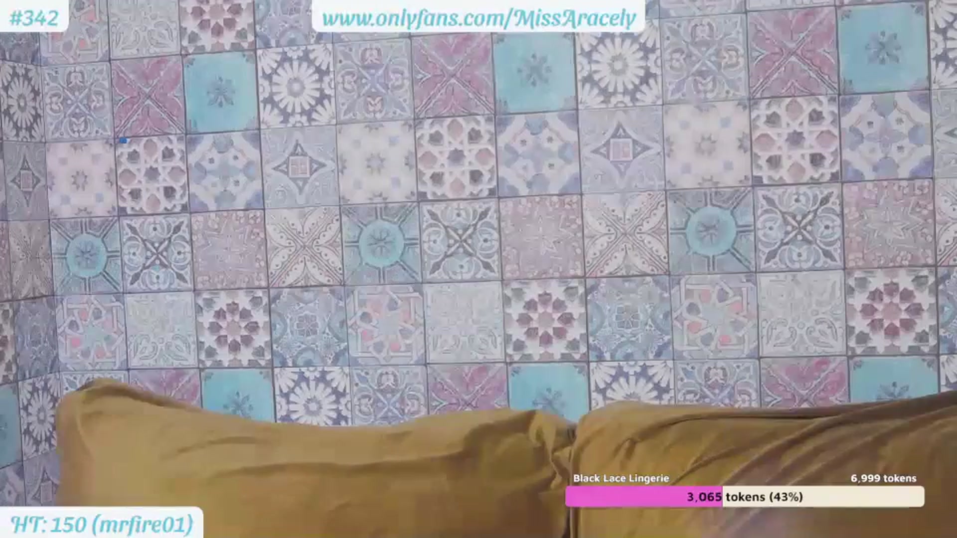 Gallery image thumbnail from MissAracely's myfreecams stream on, 07/21/2023, 17:24 image 16 of 20
