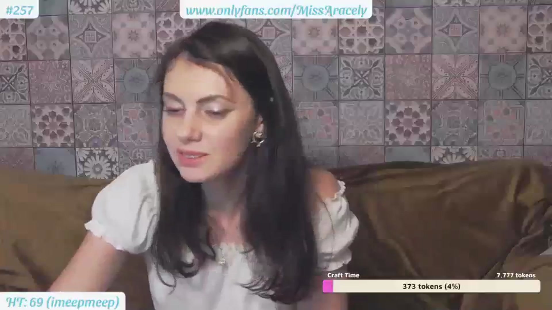 Gallery image thumbnail from MissAracely's myfreecams stream on, 07/26/2023, 21:35 image 13 of 20