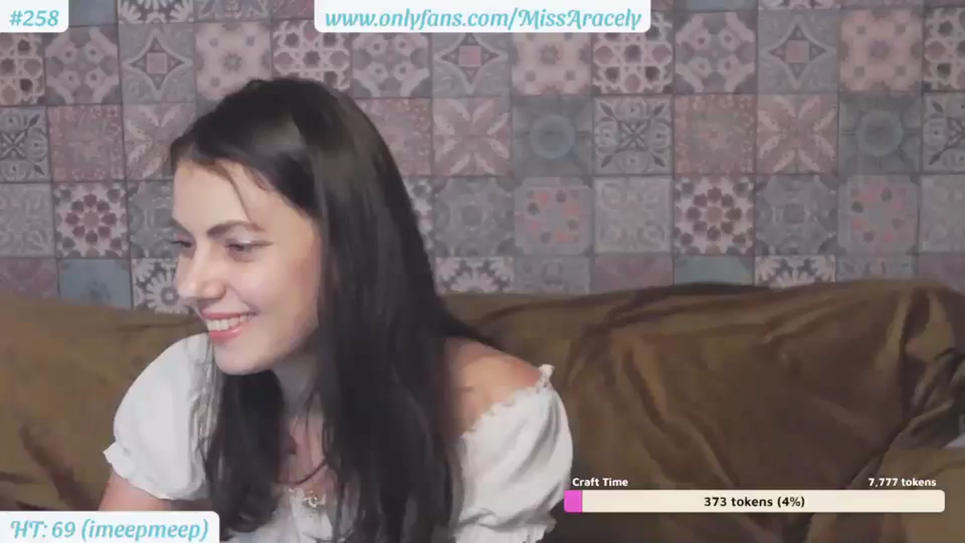 Gallery image thumbnail from MissAracely's myfreecams stream on, 07/26/2023, 21:35 image 15 of 20