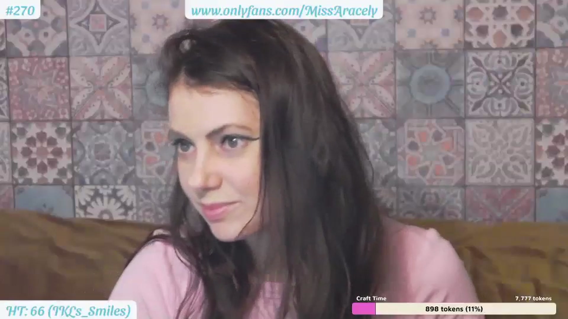 Gallery image thumbnail from MissAracely's myfreecams stream on, 07/27/2023, 19:54 image 19 of 20