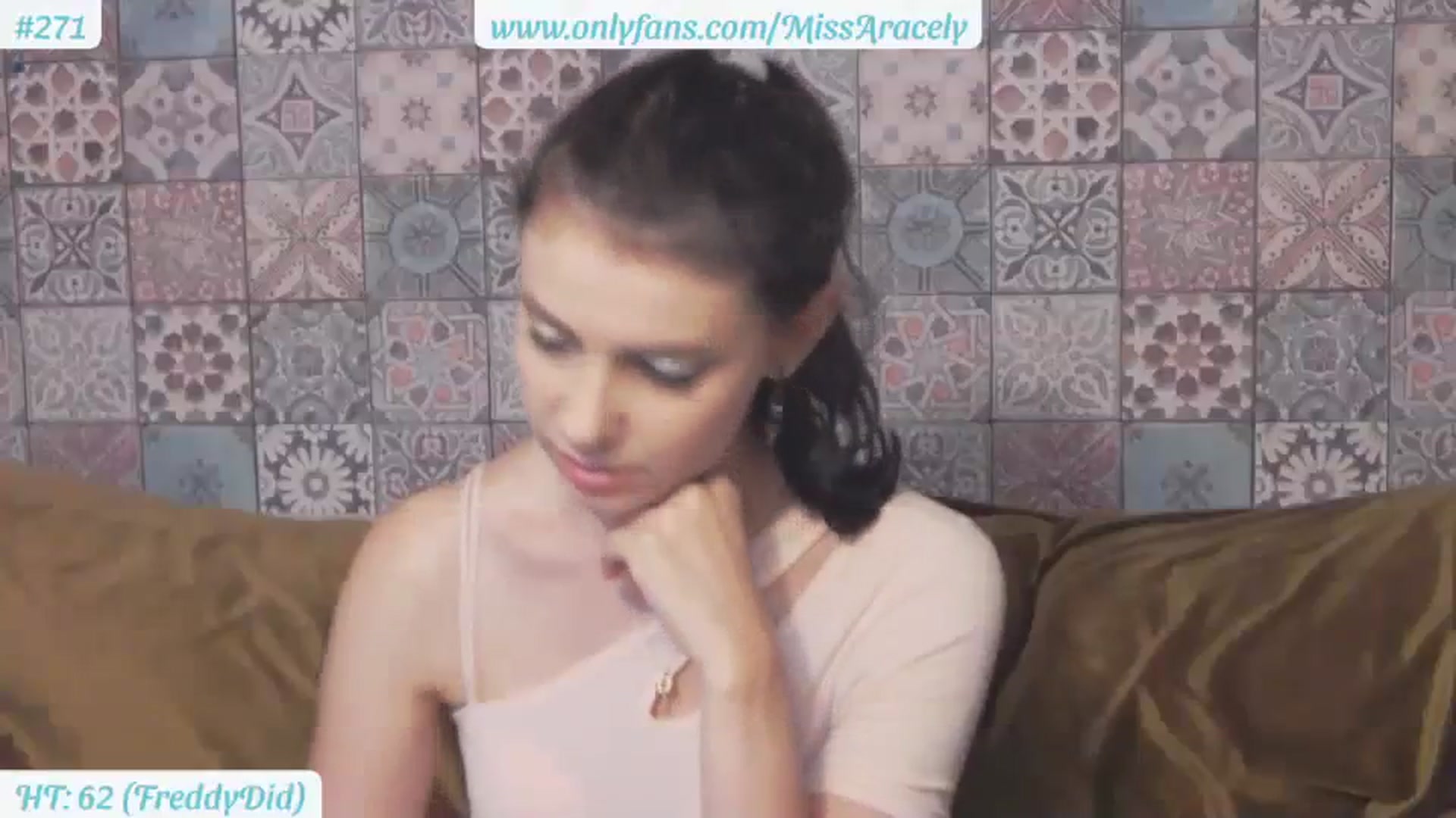 Gallery image thumbnail from MissAracely's myfreecams stream on, 07/30/2023, 21:49 image 13 of 20