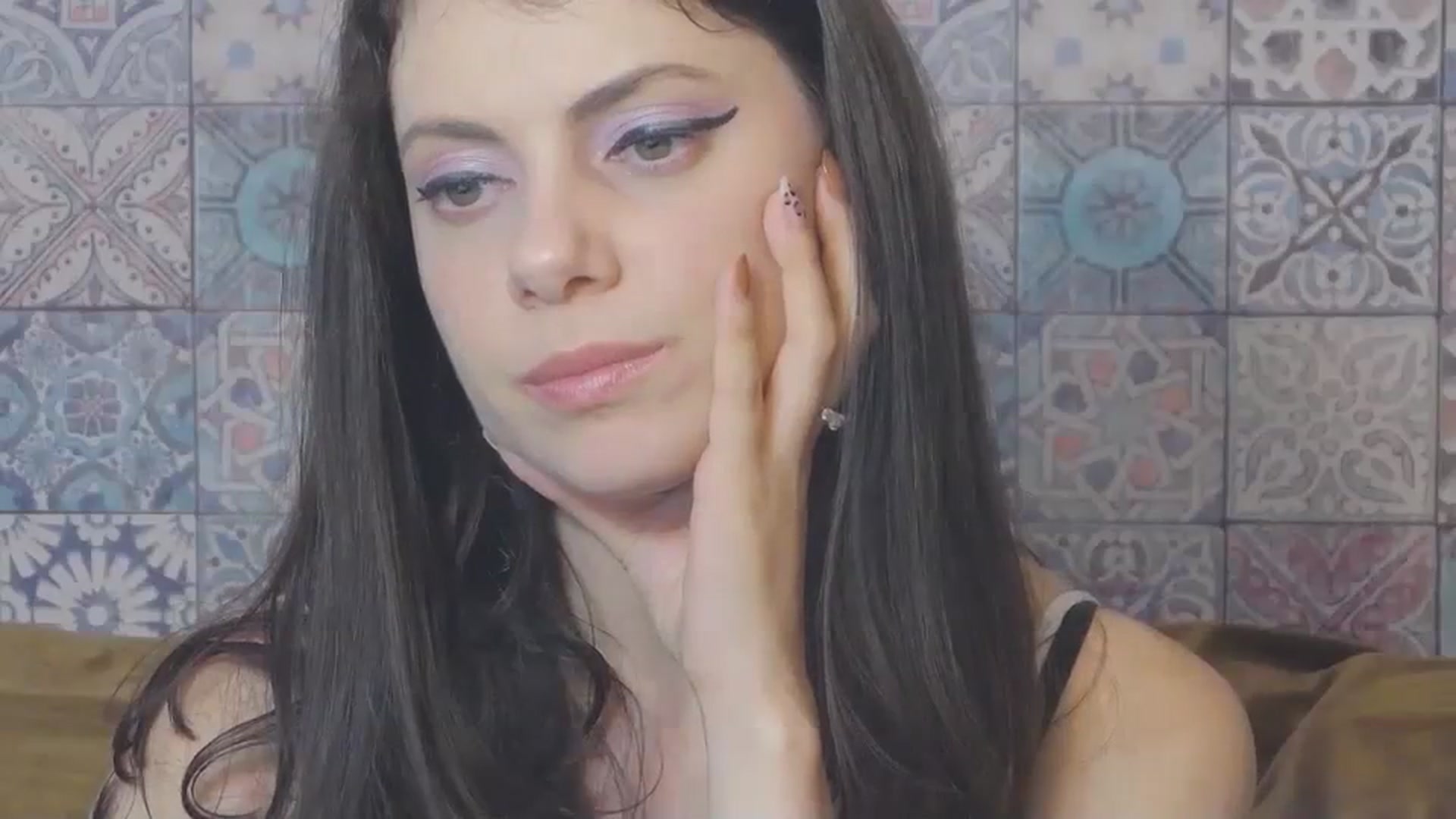 Gallery image thumbnail from MissAracely's myfreecams stream on, 08/12/2023, 21:12 image 19 of 20