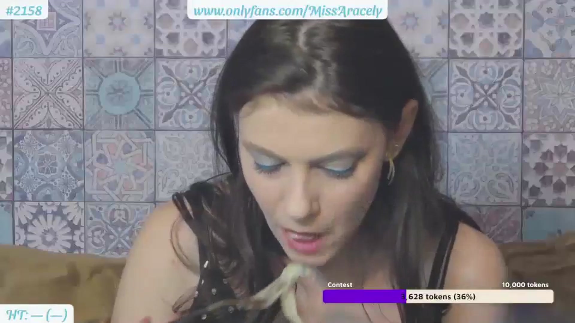 Gallery image thumbnail from MissAracely's myfreecams stream on, 08/14/2023, 16:45 image 12 of 20