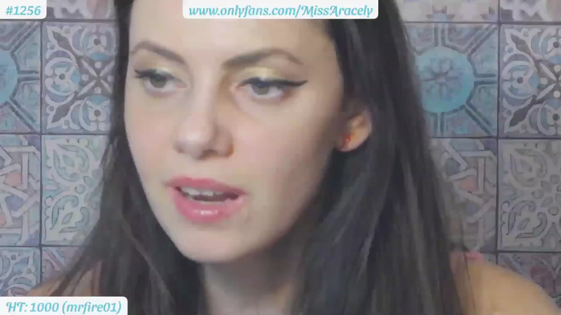 Gallery image thumbnail from MissAracely's myfreecams stream on, 08/15/2023, 22:23 image 16 of 20