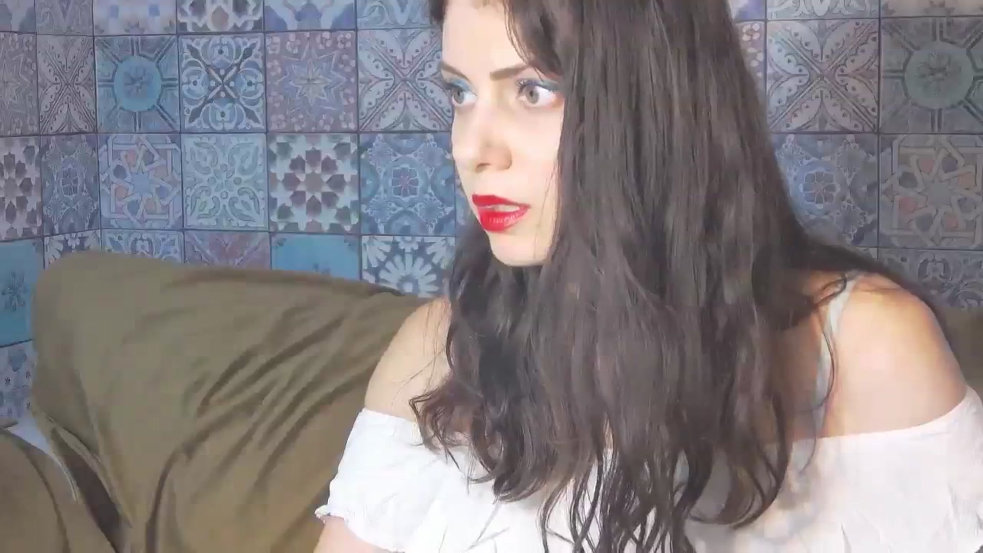 Gallery image thumbnail from MissAracely's myfreecams stream on, 08/17/2023, 18:19 image 2 of 20