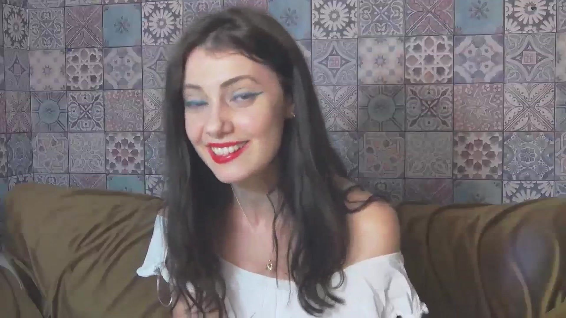 Gallery image thumbnail from MissAracely's myfreecams stream on, 08/17/2023, 18:19 image 16 of 20