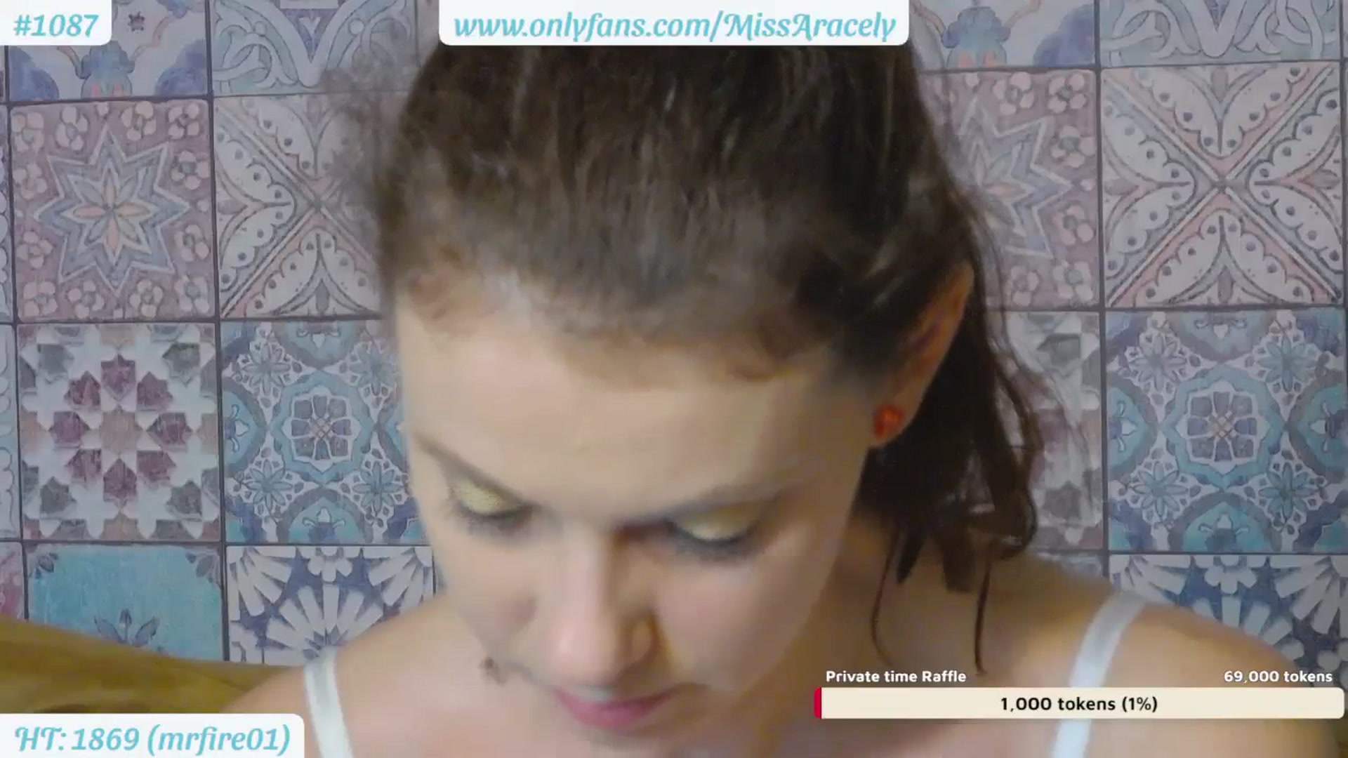 Gallery image thumbnail from MissAracely's myfreecams stream on, 08/21/2023, 19:38 image 8 of 20