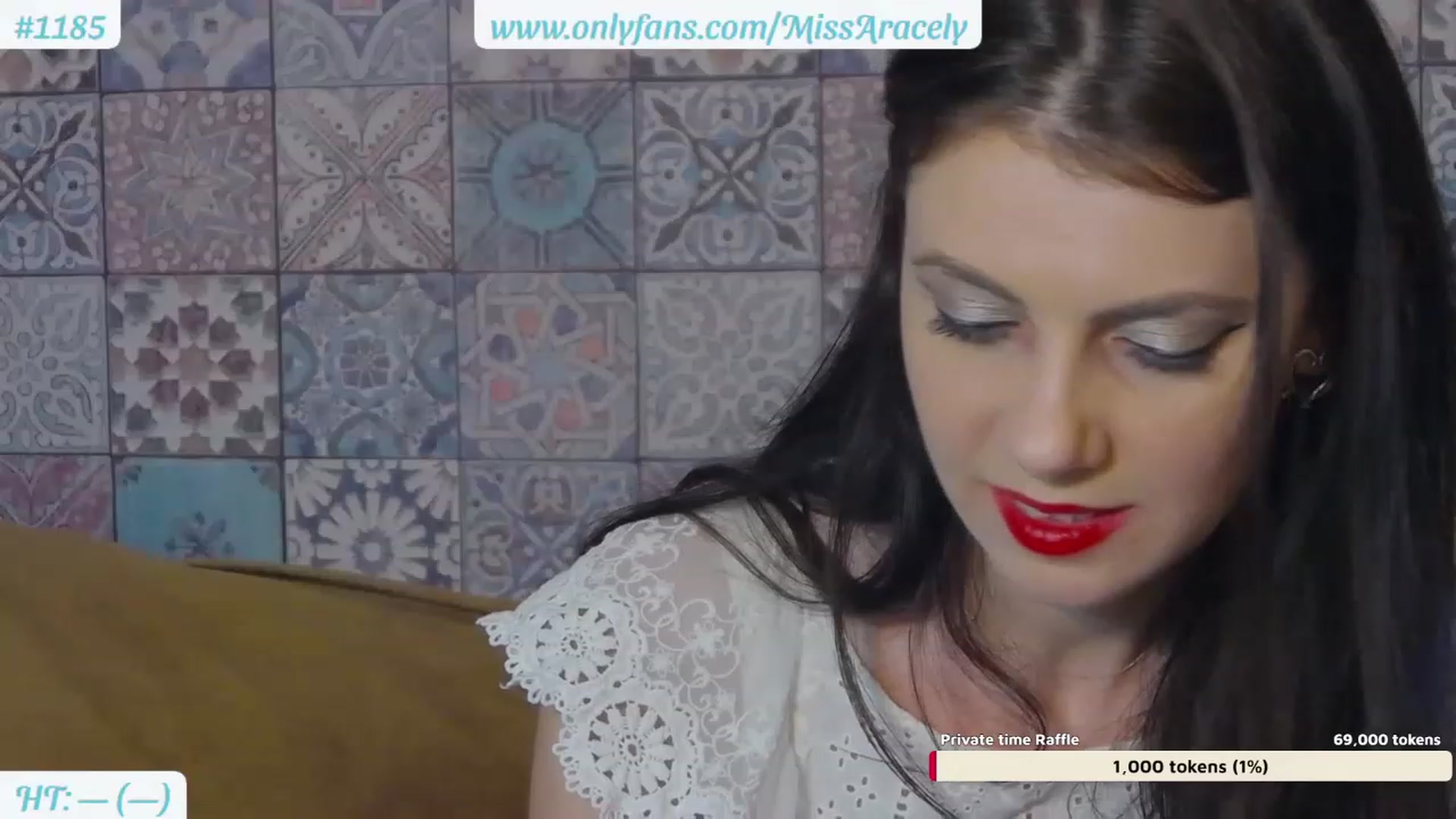 Gallery image thumbnail from MissAracely's myfreecams stream on, 08/23/2023, 19:03 image 8 of 20