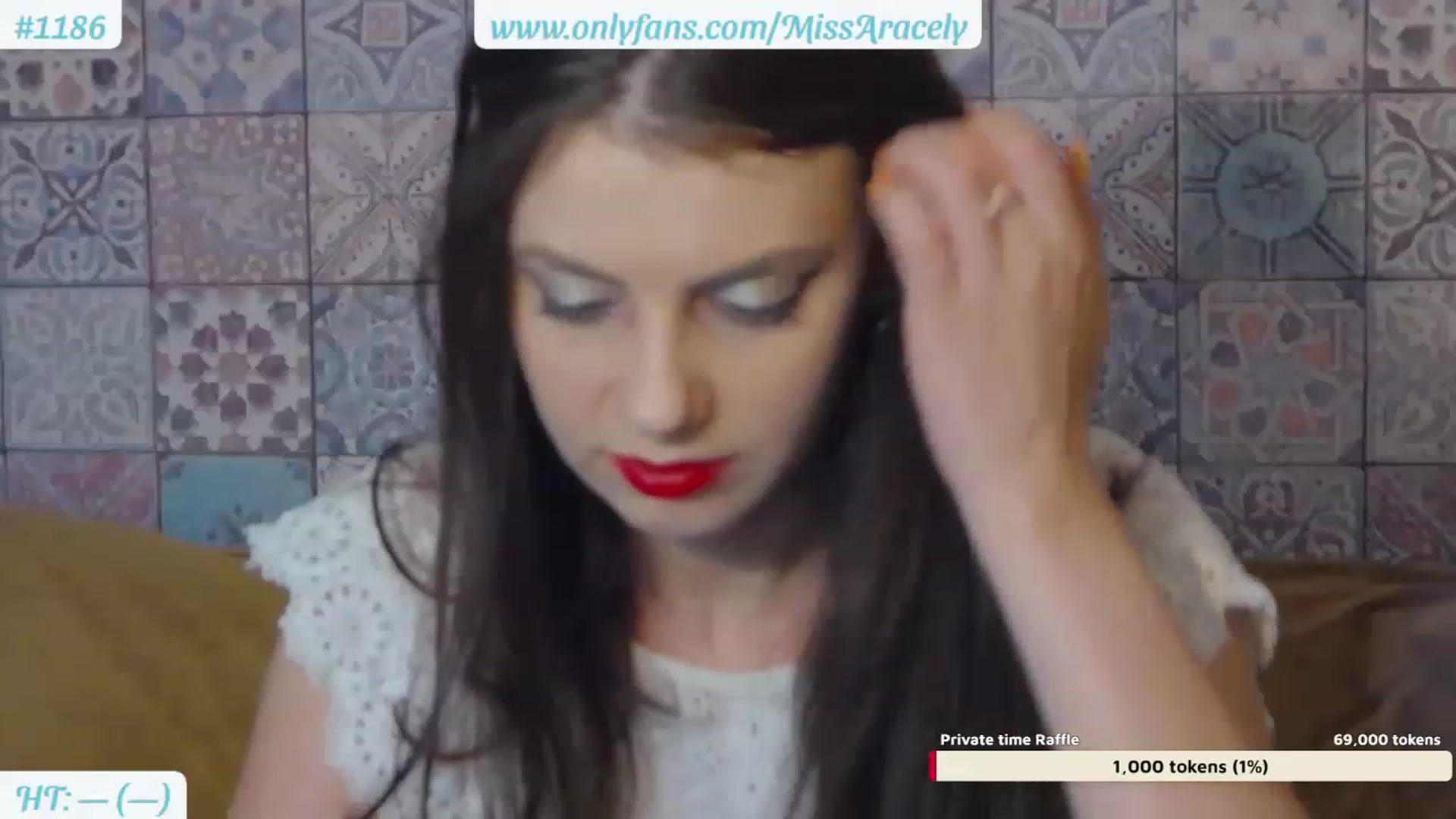 Gallery image thumbnail from MissAracely's myfreecams stream on, 08/23/2023, 19:03 image 9 of 20