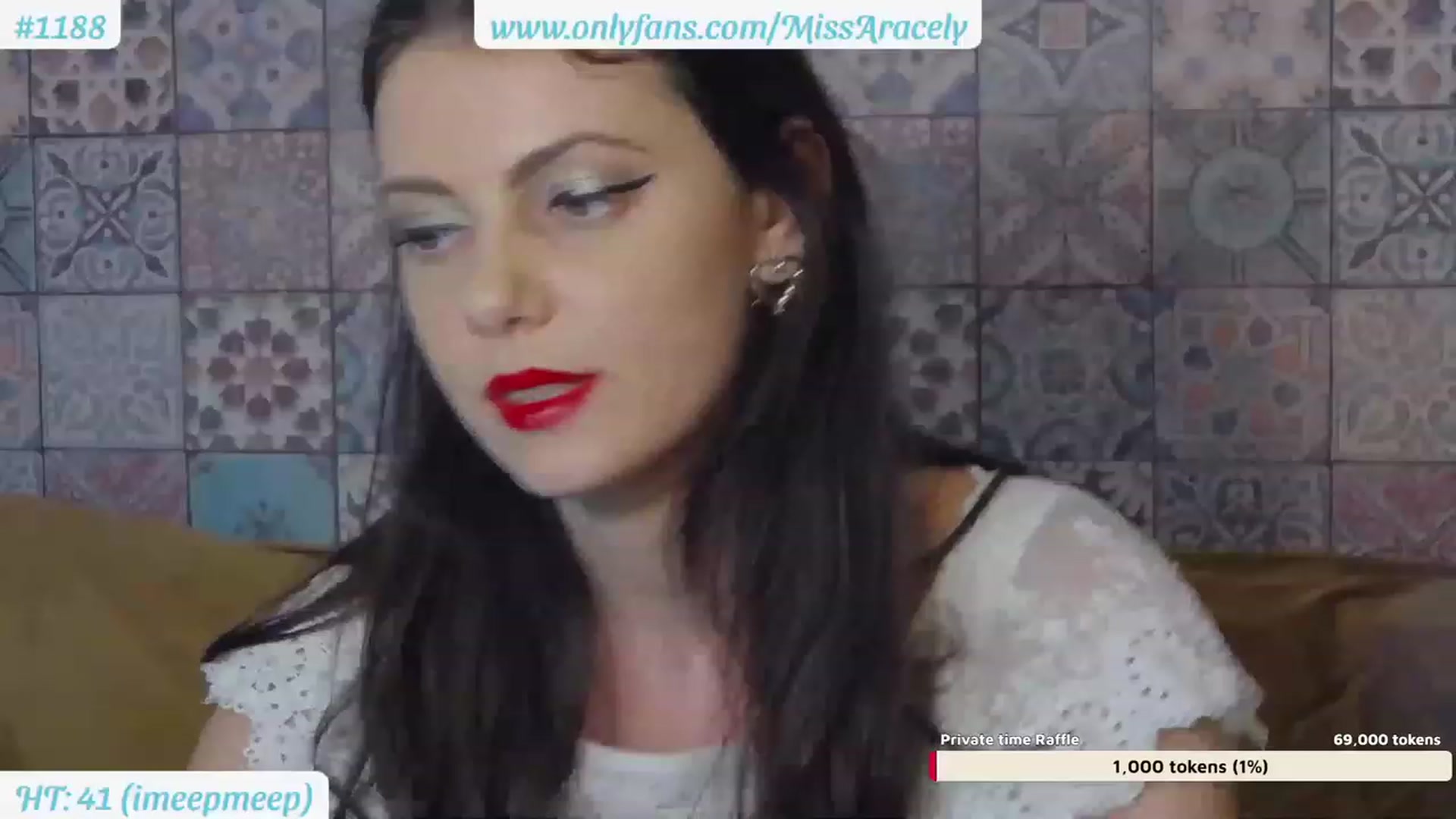Gallery image thumbnail from MissAracely's myfreecams stream on, 08/23/2023, 19:03 image 12 of 20