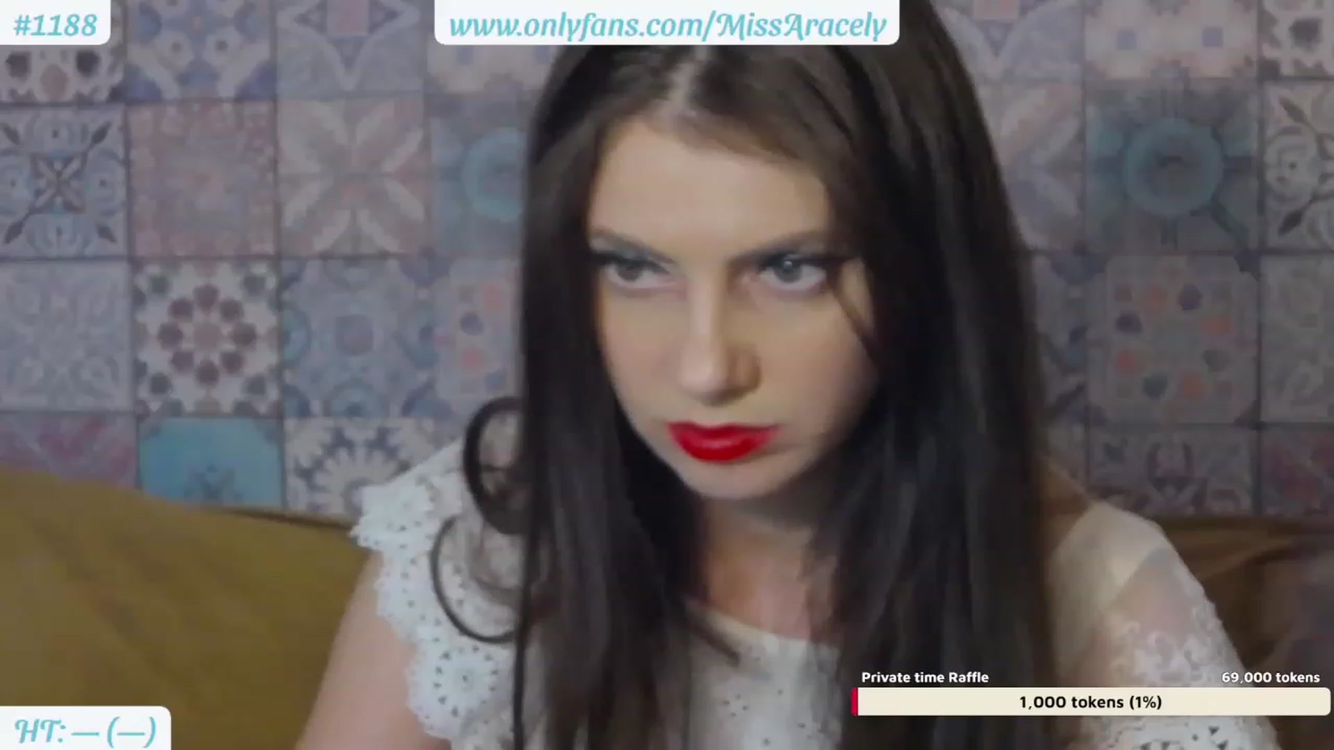 Gallery image thumbnail from MissAracely's myfreecams stream on, 08/23/2023, 19:03 image 10 of 20