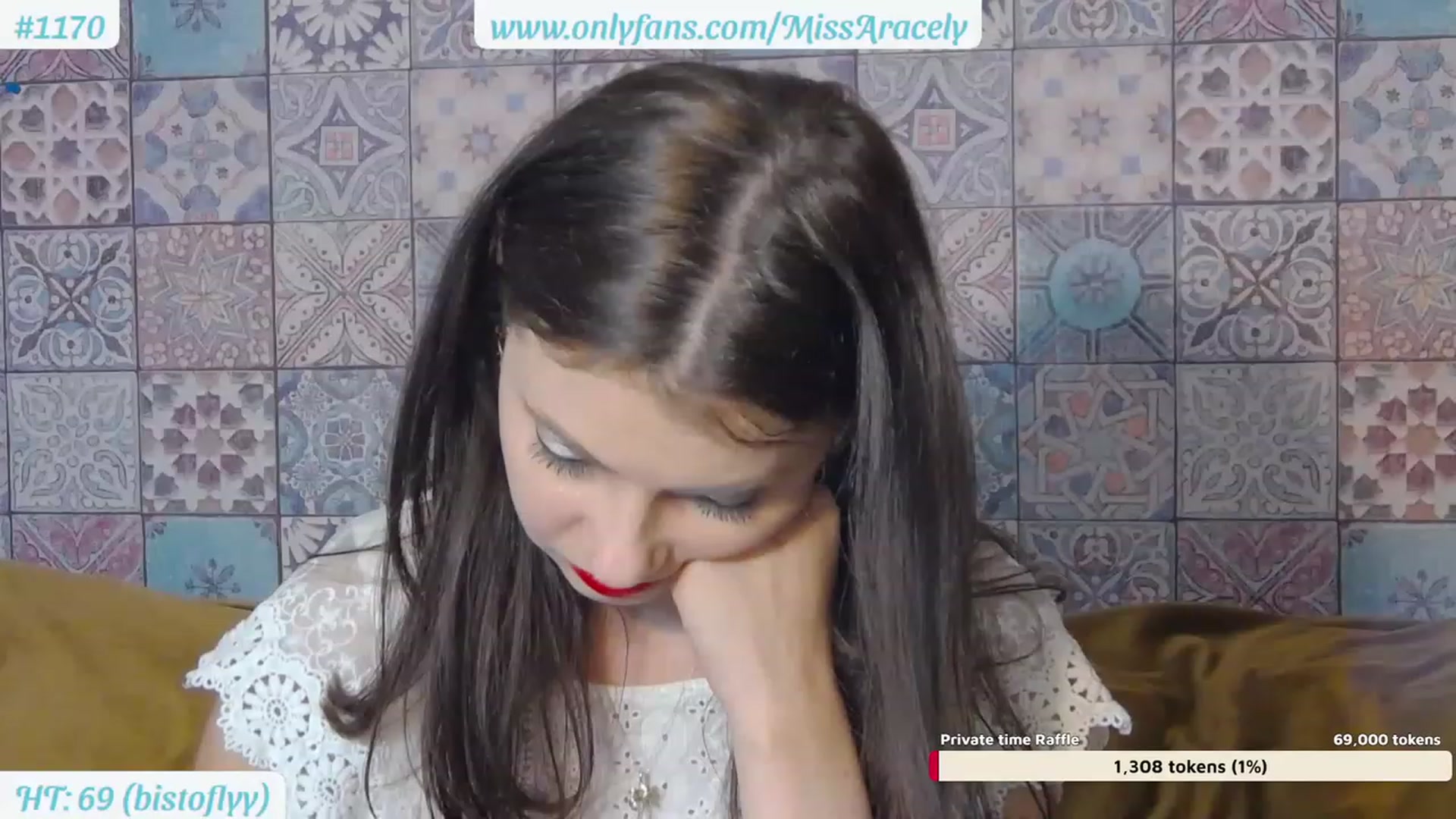 Gallery image thumbnail from MissAracely's myfreecams stream on, 08/23/2023, 20:08 image 19 of 20