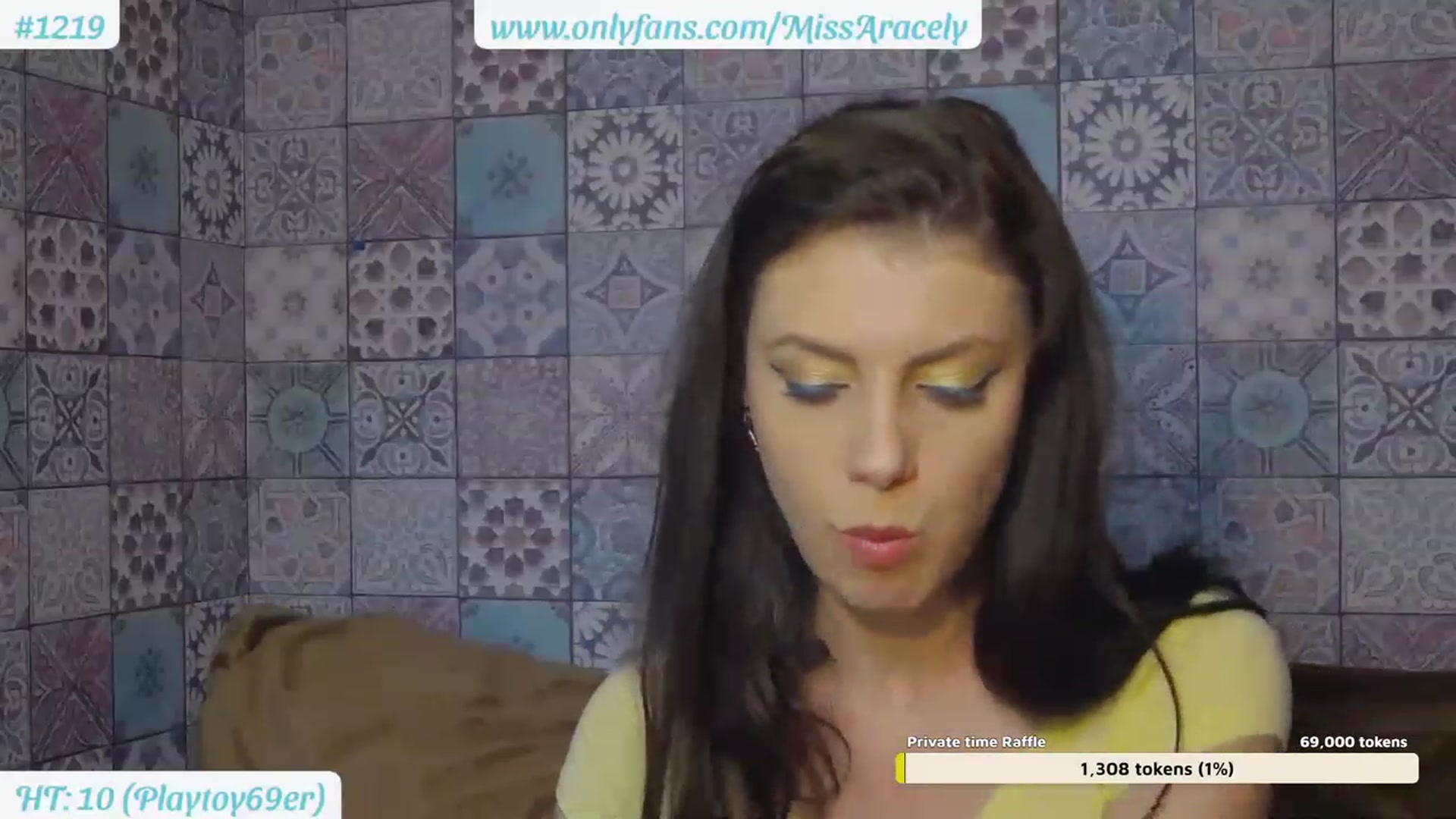 Gallery image thumbnail from MissAracely's myfreecams stream on, 08/24/2023, 15:42 image 18 of 20
