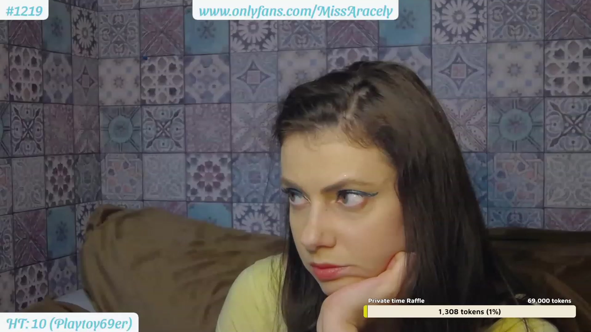 Gallery image thumbnail from MissAracely's myfreecams stream on, 08/24/2023, 15:42 image 13 of 20