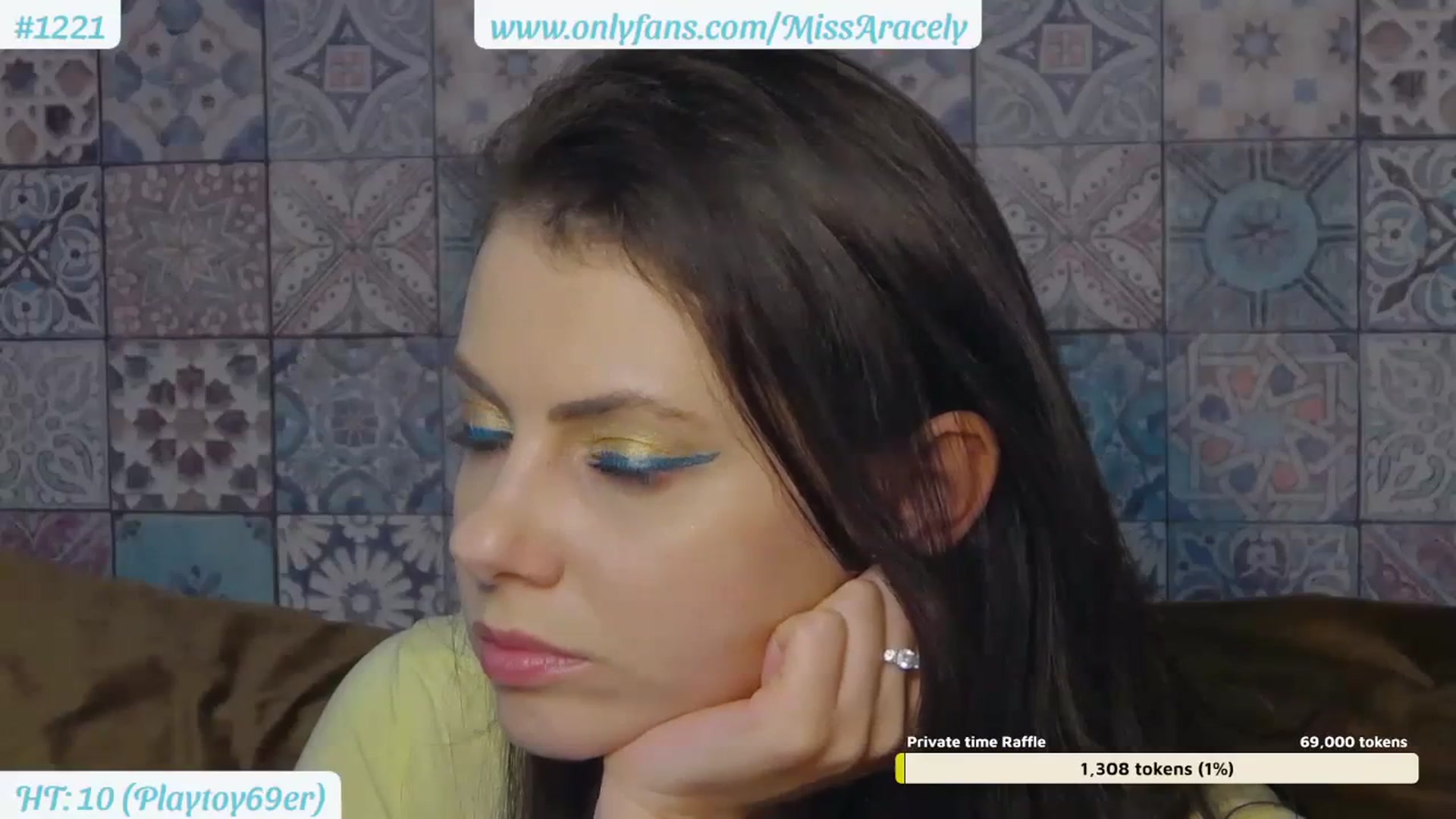 Gallery image thumbnail from MissAracely's myfreecams stream on, 08/24/2023, 17:14 image 17 of 20