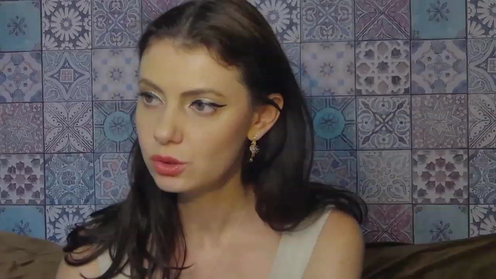 Gallery image thumbnail from MissAracely's myfreecams stream on, 08/25/2023, 16:45 image 7 of 20