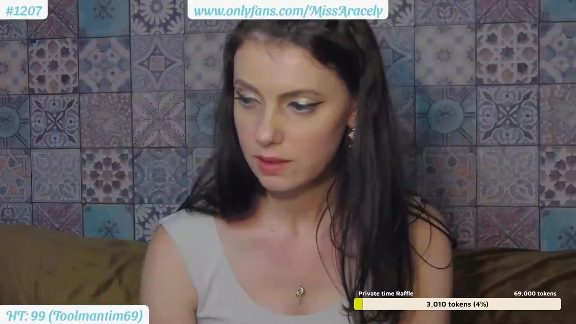 Gallery image thumbnail from MissAracely's myfreecams stream on, 08/25/2023, 19:52 image 20 of 20