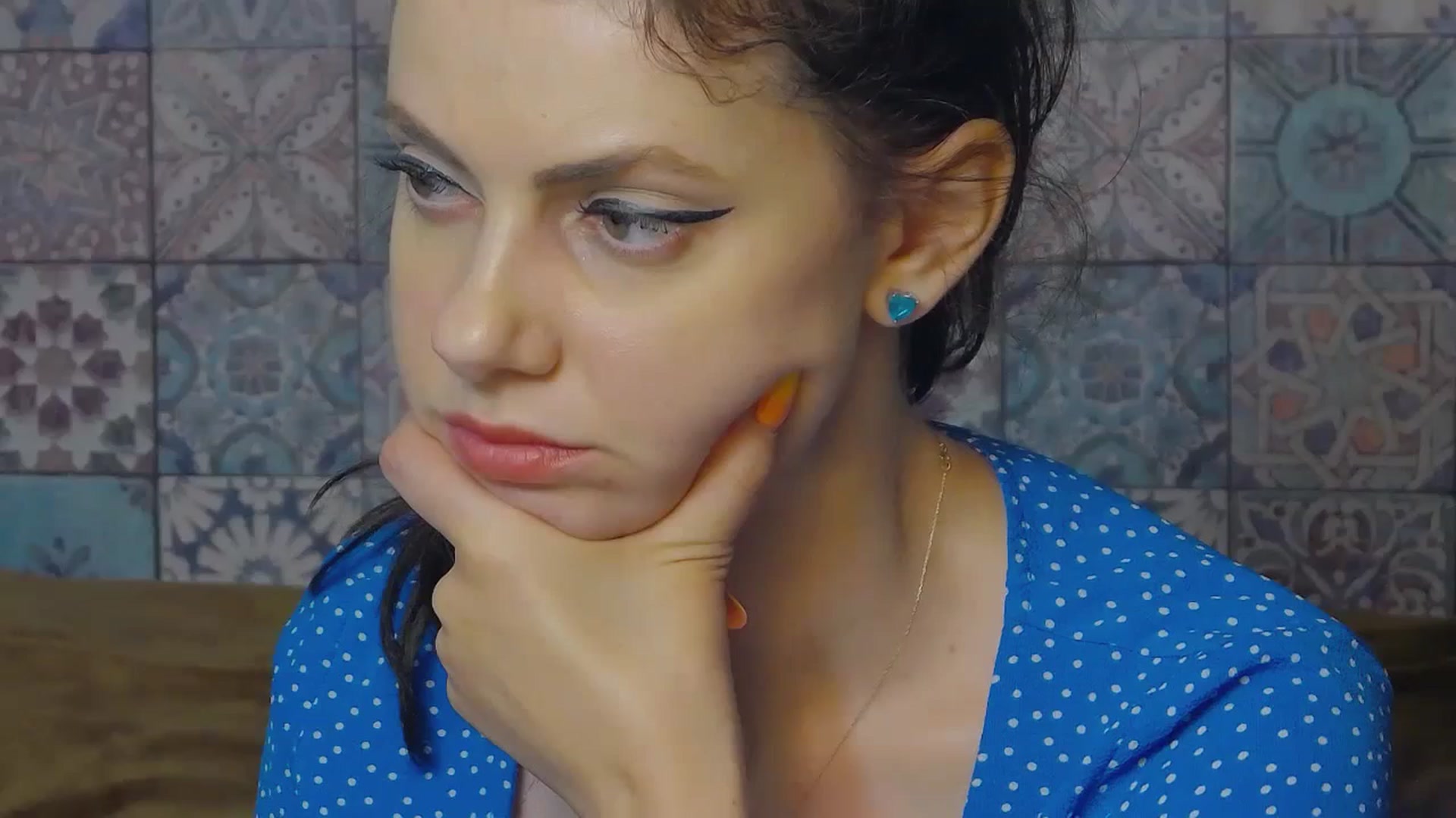 Gallery image thumbnail from MissAracely's myfreecams stream on, 08/29/2023, 17:48 image 2 of 20