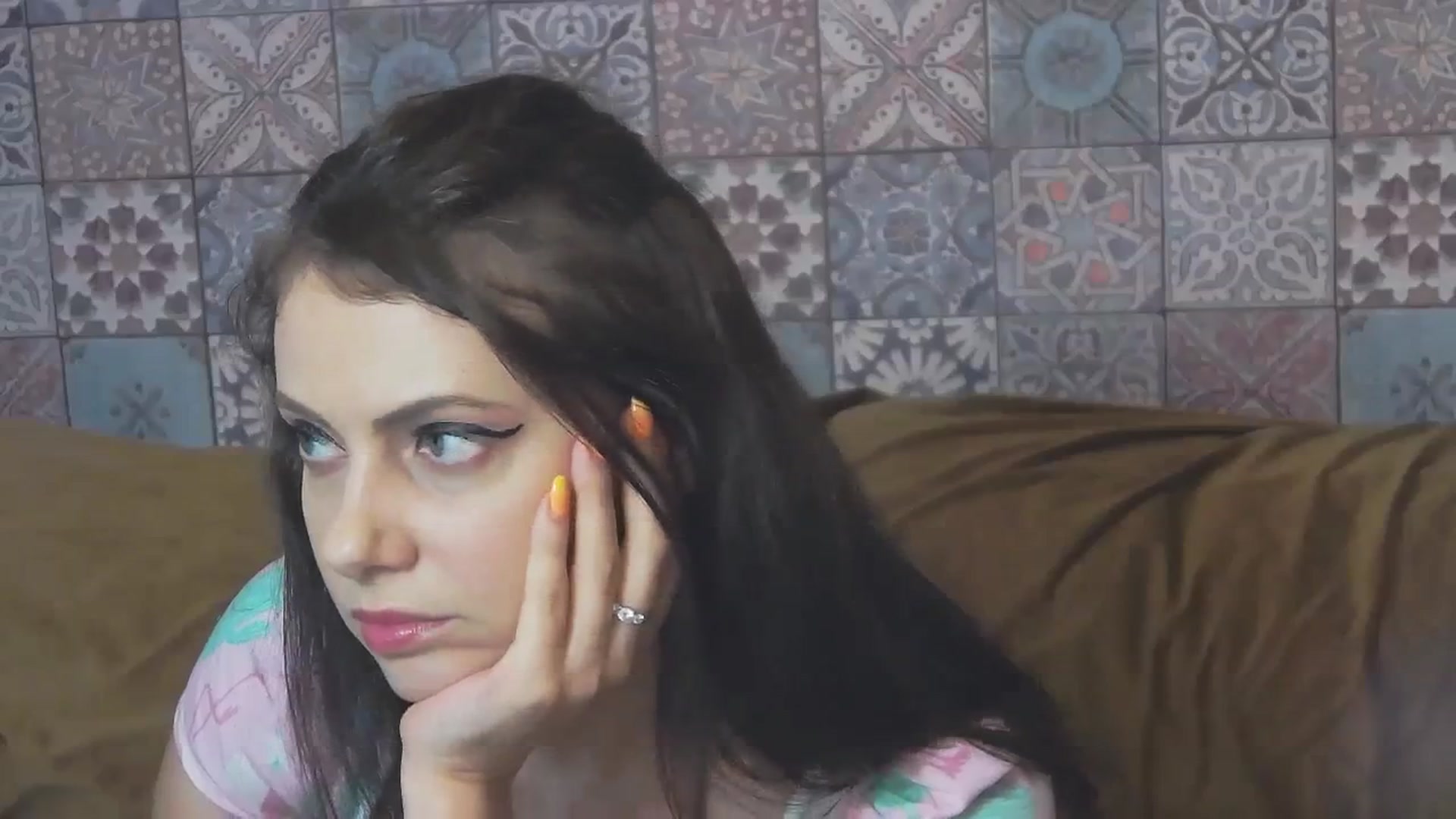 Gallery image thumbnail from MissAracely's myfreecams stream on, 09/10/2023, 20:03 image 14 of 20