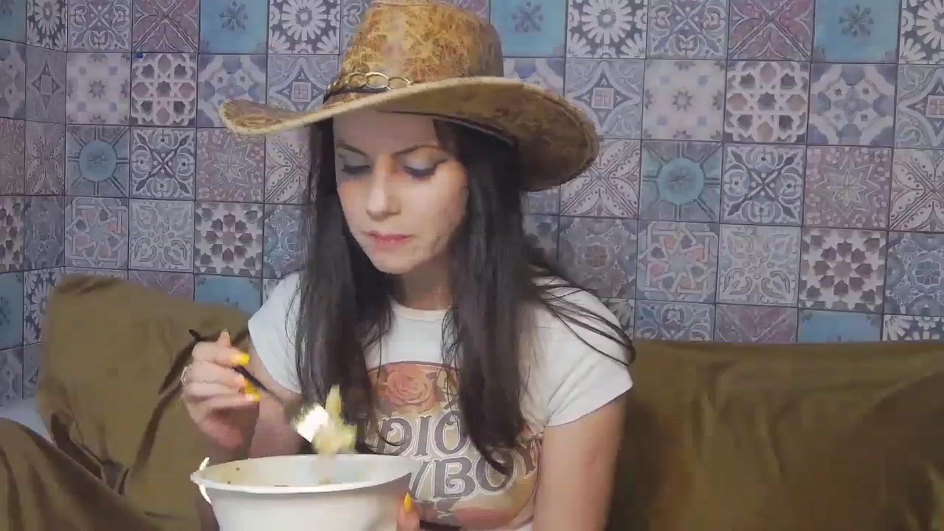 Gallery image thumbnail from MissAracely's myfreecams stream on, 09/14/2023, 18:23 image 2 of 20