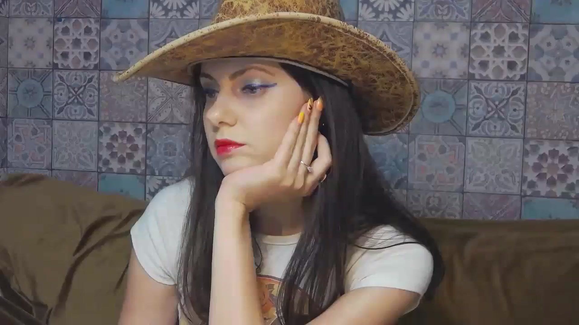Gallery image thumbnail from MissAracely's myfreecams stream on, 09/14/2023, 18:23 image 7 of 20