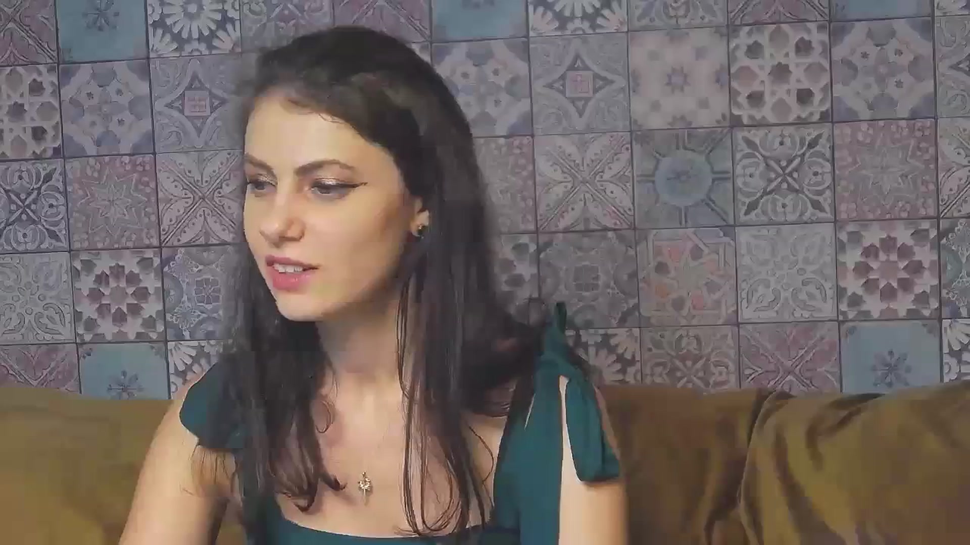 Gallery image thumbnail from MissAracely's myfreecams stream on, 09/22/2023, 19:15 image 8 of 20