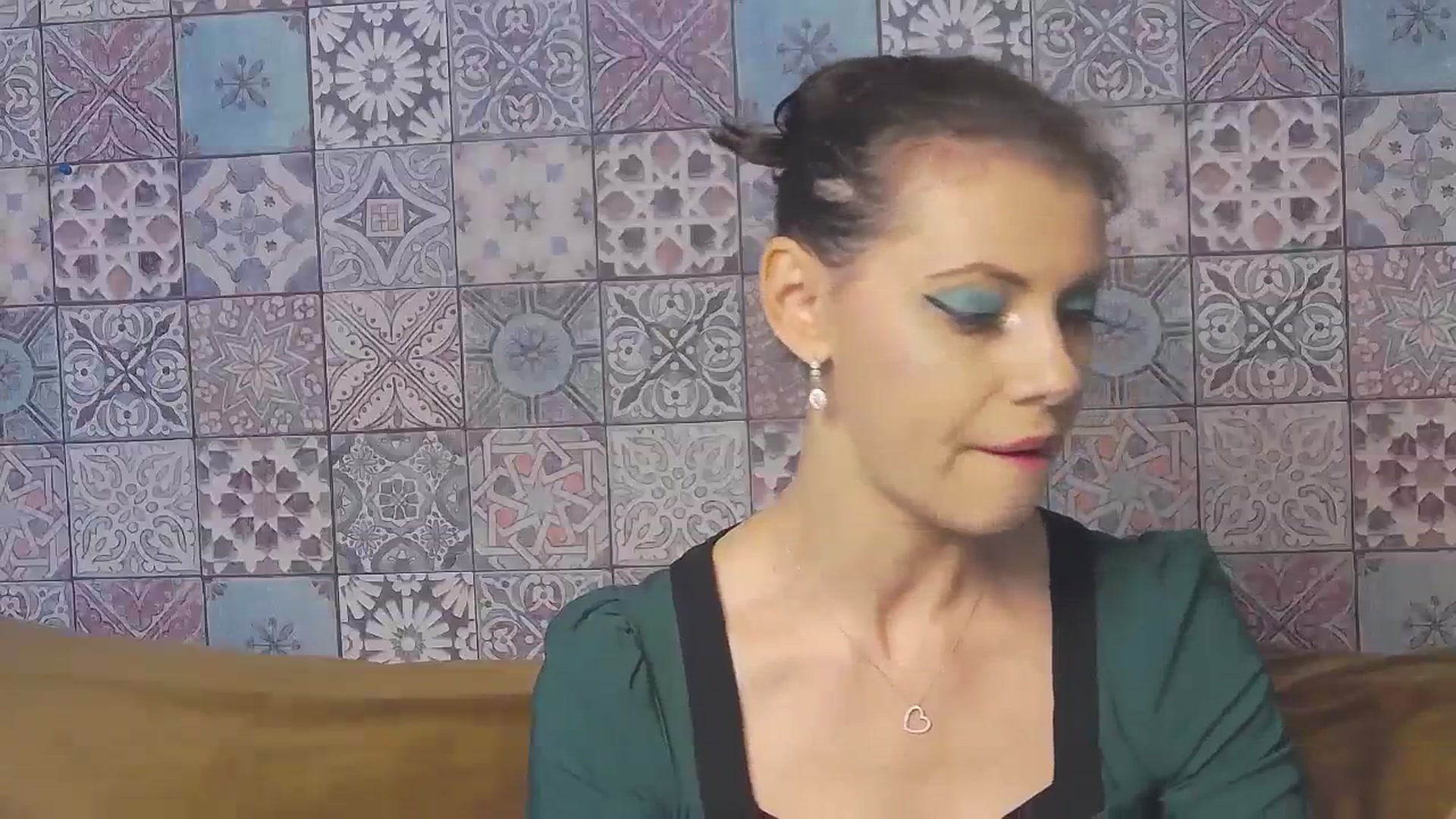 Gallery image thumbnail from MissAracely's myfreecams stream on, 09/29/2023, 14:41 image 12 of 20