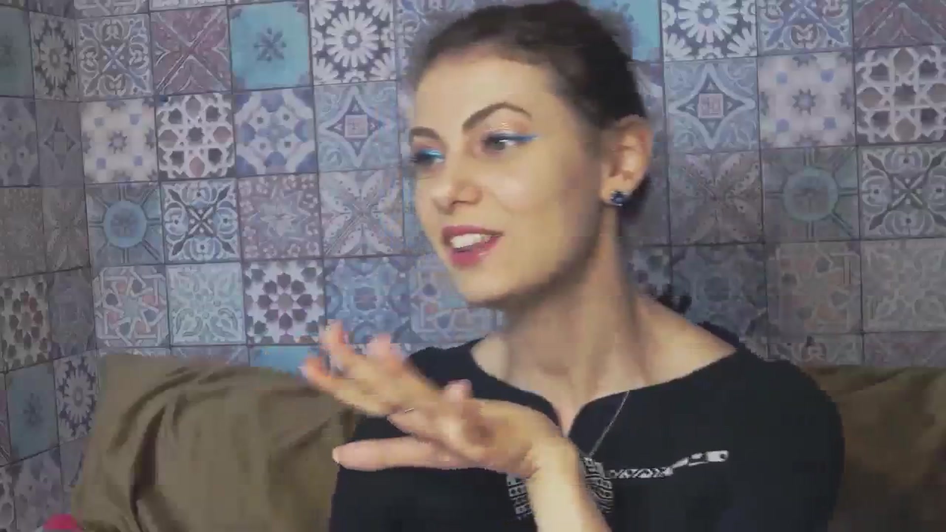 Gallery image thumbnail from MissAracely's myfreecams stream on, 10/05/2023, 15:59 image 4 of 20