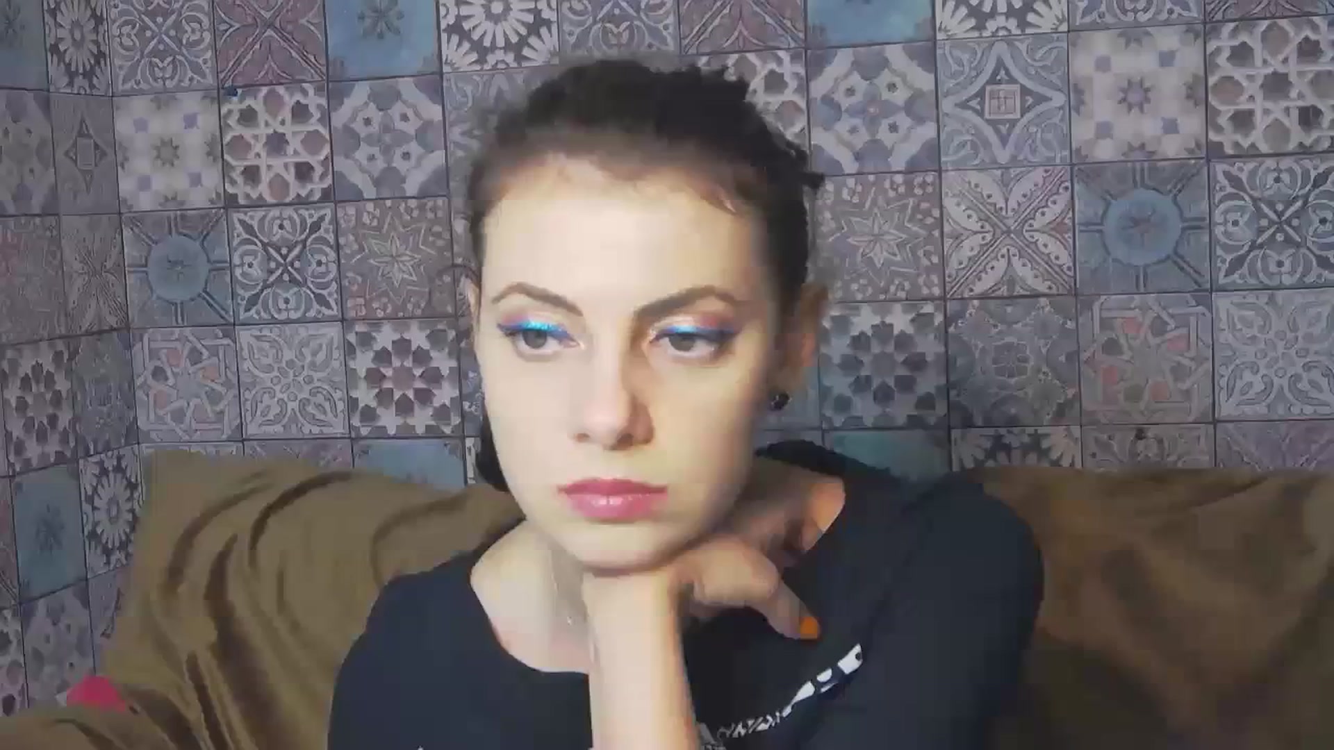 Gallery image thumbnail from MissAracely's myfreecams stream on, 10/05/2023, 17:42 image 11 of 20