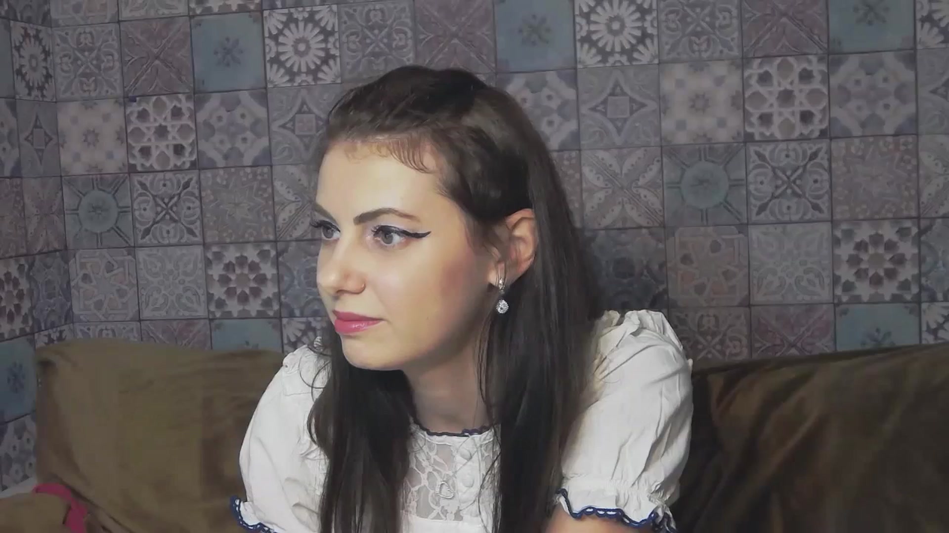 Gallery image thumbnail from MissAracely's myfreecams stream on, 10/06/2023, 18:30 image 11 of 20