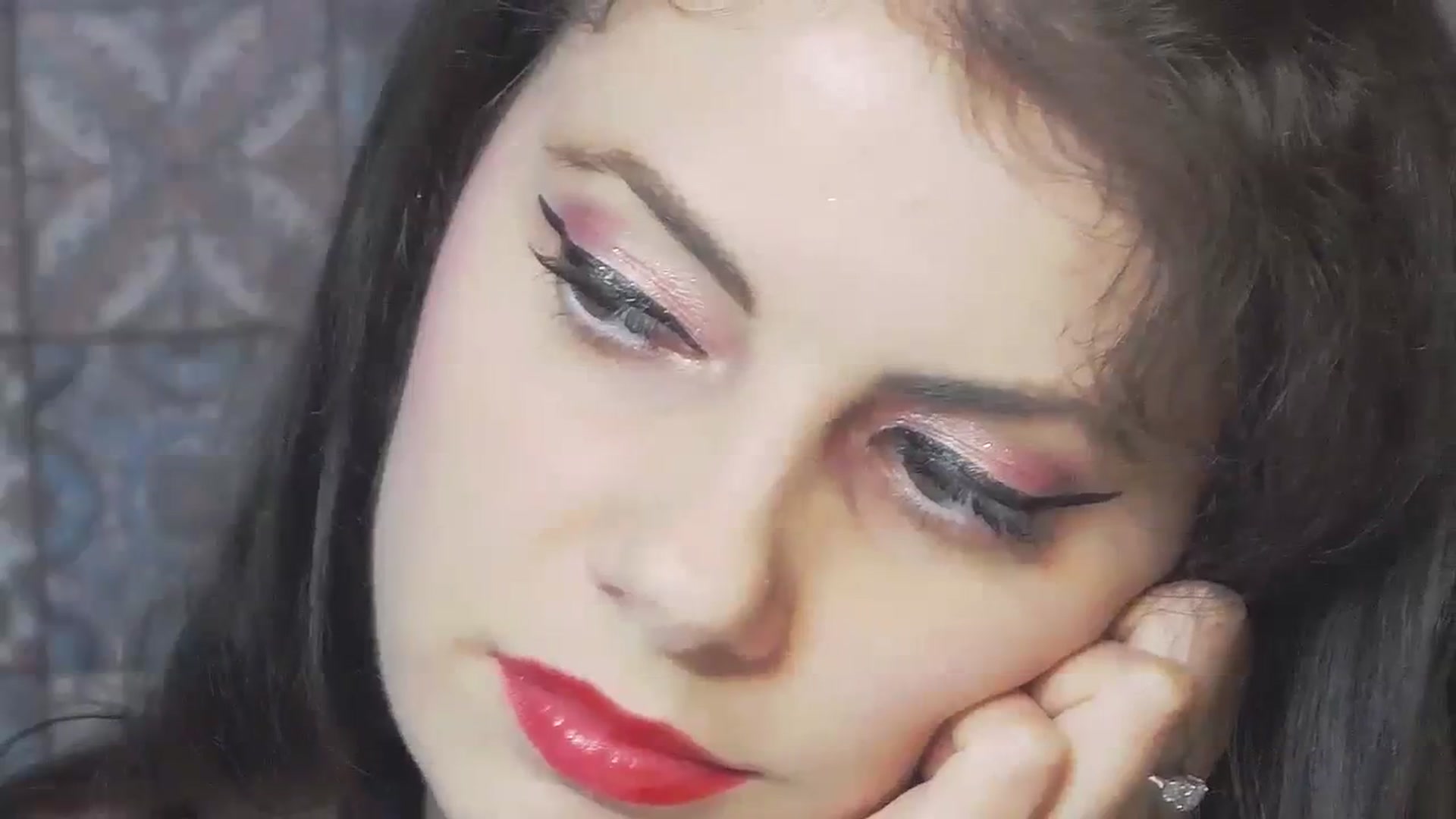 Gallery image thumbnail from MissAracely's myfreecams stream on, 10/08/2023, 21:02 image 5 of 20