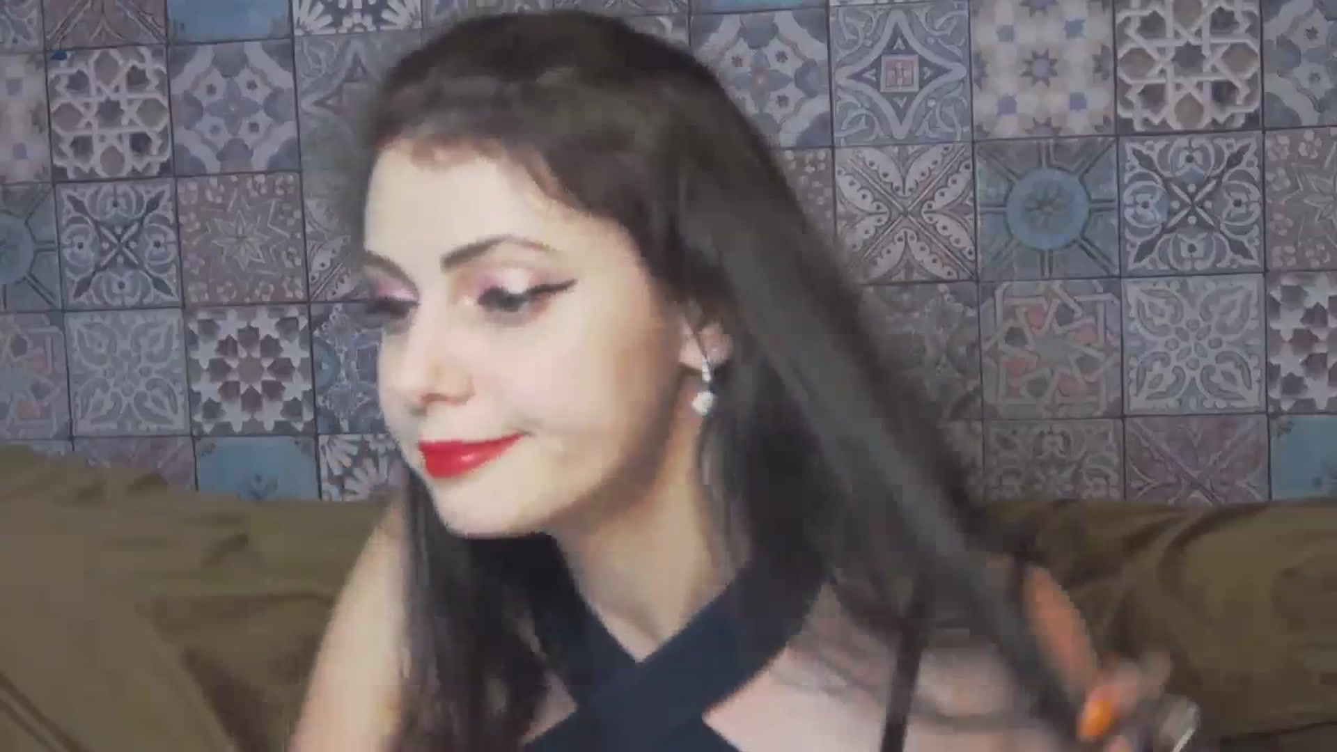Gallery image thumbnail from MissAracely's myfreecams stream on, 10/08/2023, 21:02 image 13 of 20