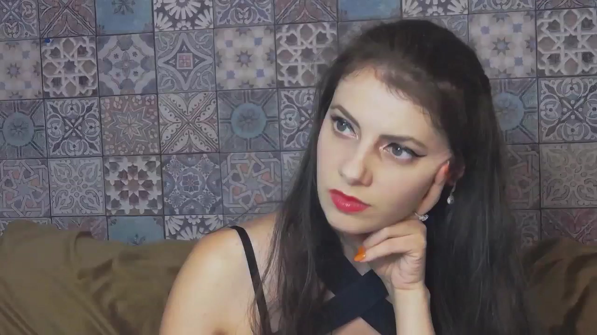Gallery image thumbnail from MissAracely's myfreecams stream on, 10/08/2023, 21:02 image 2 of 20