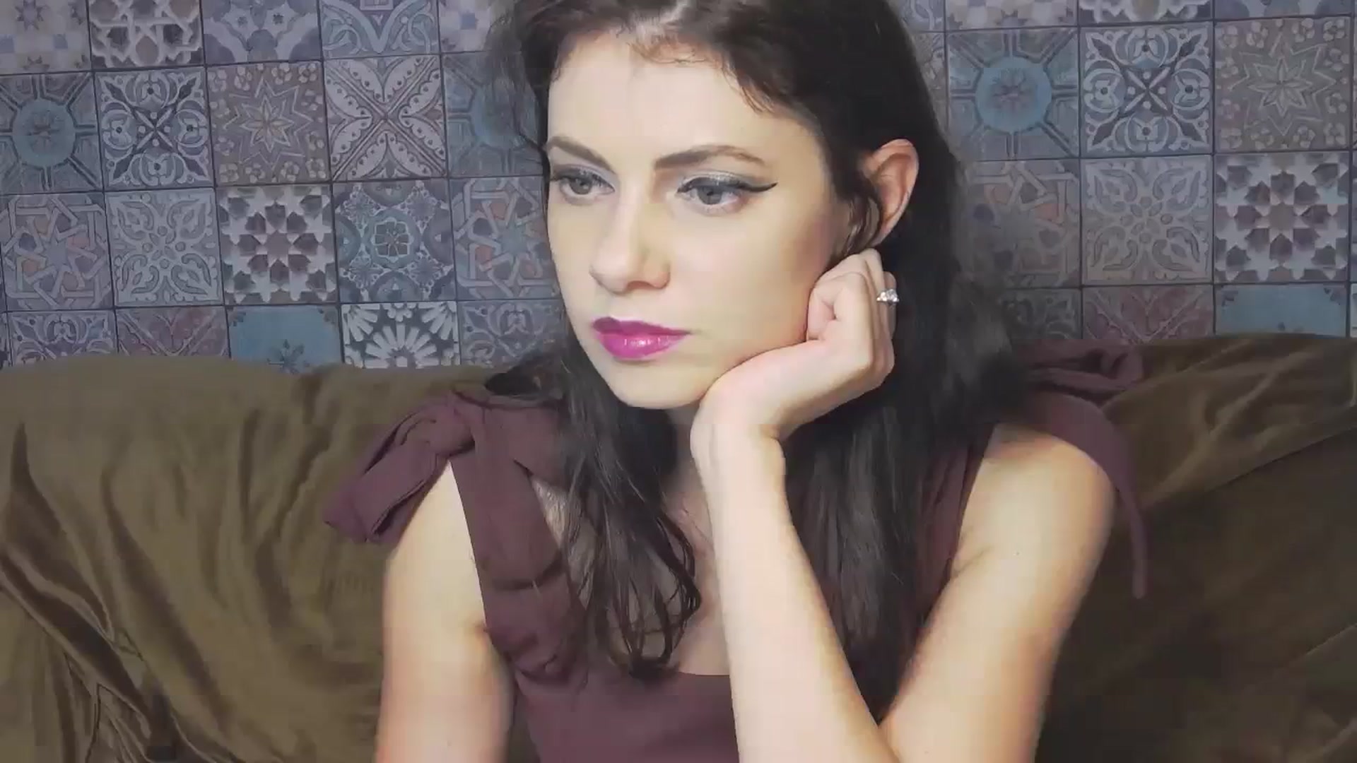 Gallery image thumbnail from MissAracely's myfreecams stream on, 10/09/2023, 17:18 image 11 of 20