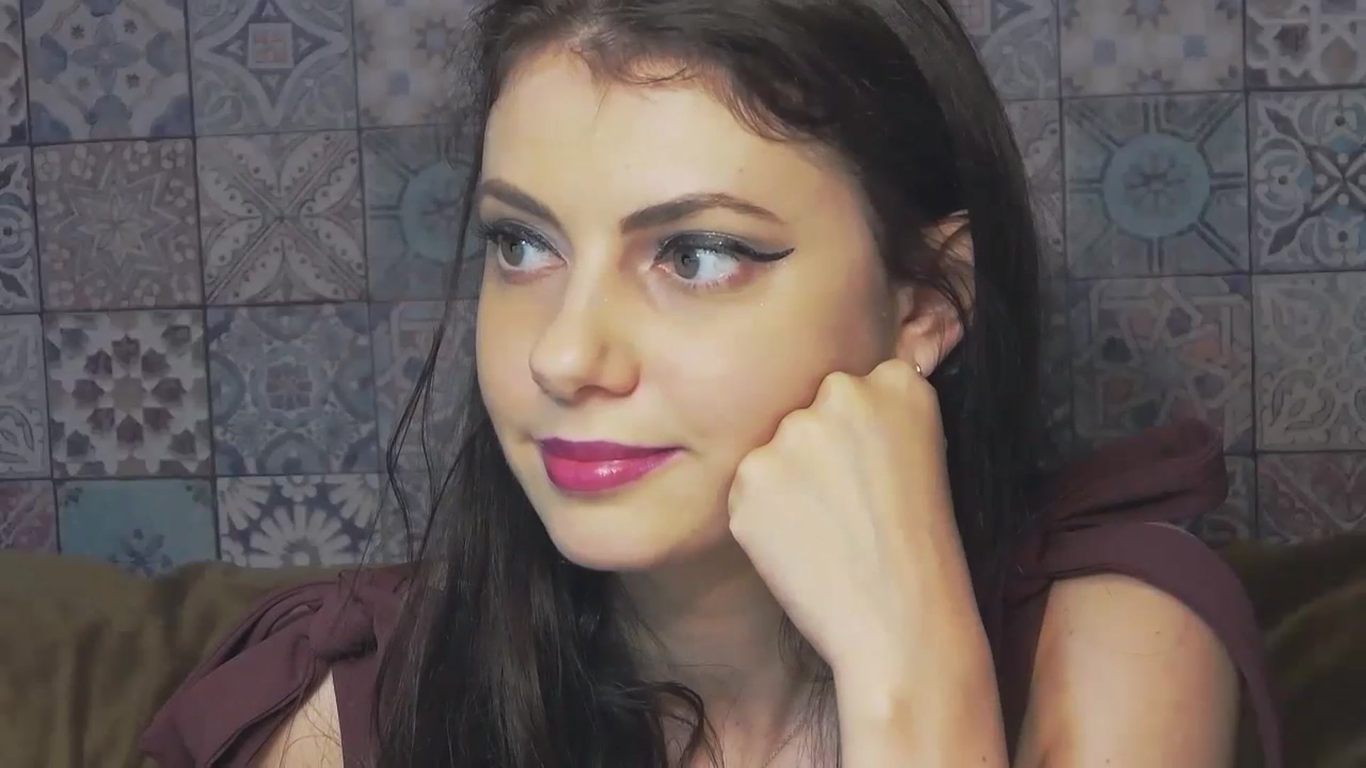 Gallery image thumbnail from MissAracely's myfreecams stream on, 10/09/2023, 17:18 image 19 of 20