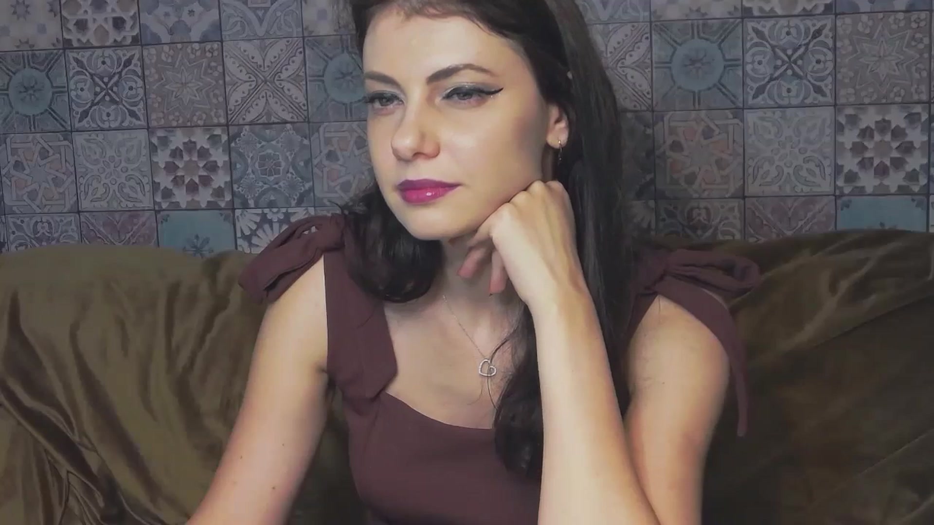 Gallery image thumbnail from MissAracely's myfreecams stream on, 10/09/2023, 17:18 image 7 of 20