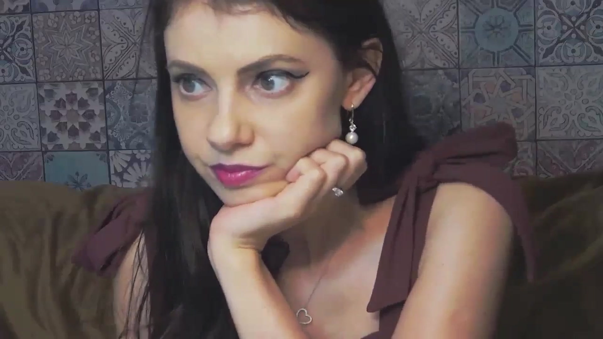 Gallery image thumbnail from MissAracely's myfreecams stream on, 10/09/2023, 17:18 image 14 of 20