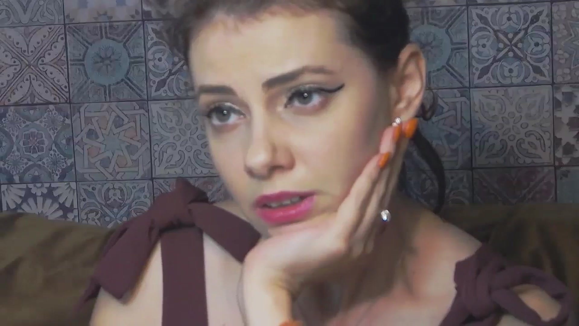 Gallery image thumbnail from MissAracely's myfreecams stream on, 10/10/2023, 16:10 image 18 of 20
