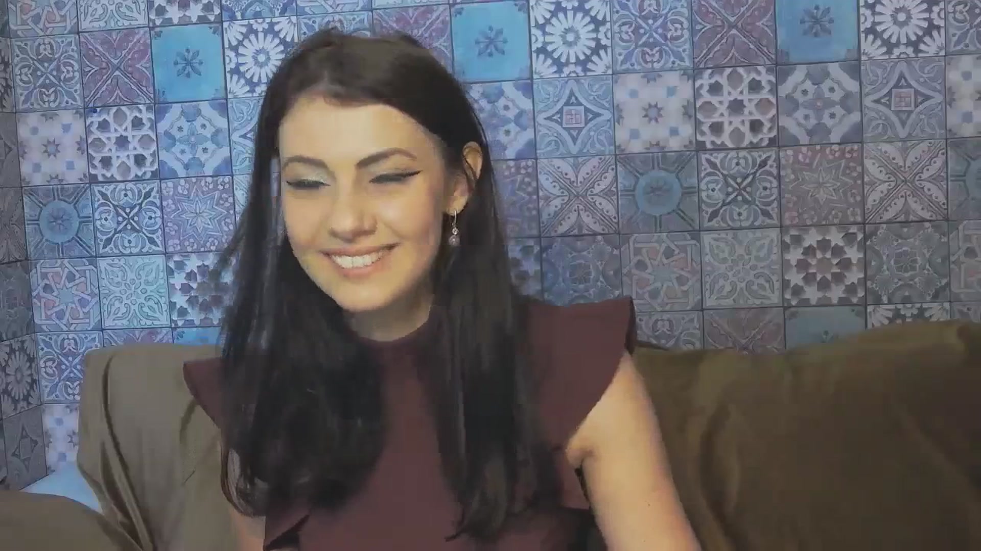 Gallery image thumbnail from MissAracely's myfreecams stream on, 10/11/2023, 15:38 image 4 of 20