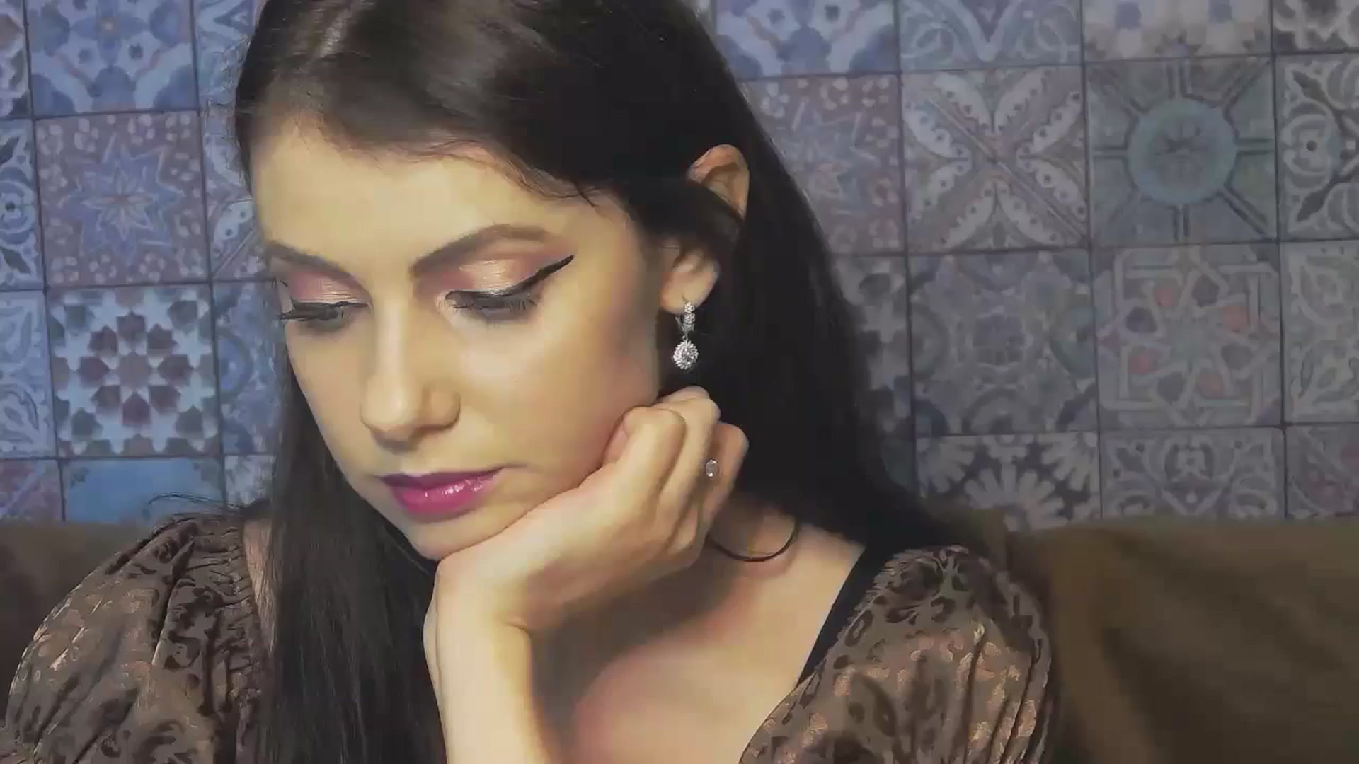 Gallery image thumbnail from MissAracely's myfreecams stream on, 10/12/2023, 15:47 image 7 of 20