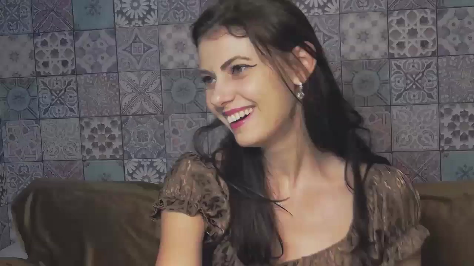 Gallery image thumbnail from MissAracely's myfreecams stream on, 10/12/2023, 19:18 image 1 of 20