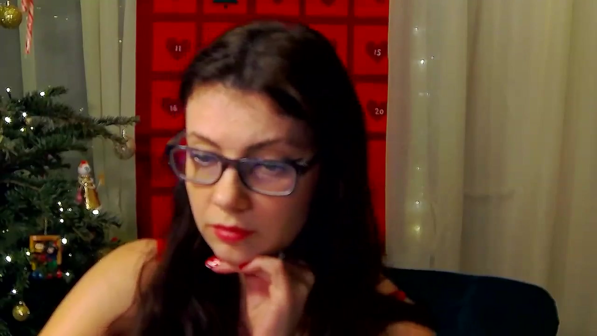 Gallery image thumbnail from MissAracely's myfreecams stream on, 12/28/2023, 18:44 image 7 of 20
