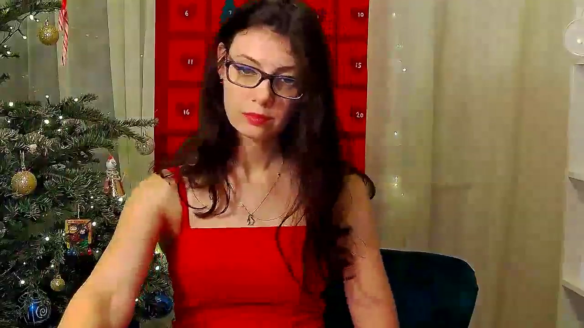 Gallery image thumbnail from MissAracely's myfreecams stream on, 12/28/2023, 18:44 image 13 of 20