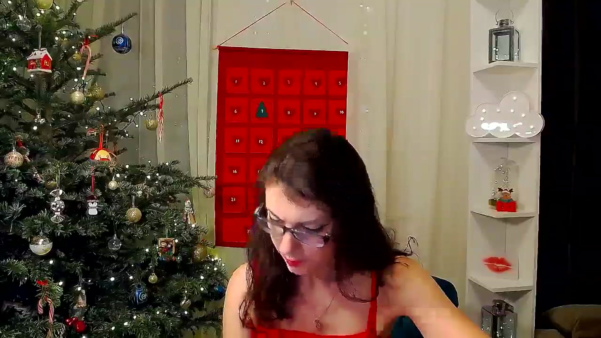 Gallery image thumbnail from MissAracely's myfreecams stream on, 12/28/2023, 18:44 image 2 of 20