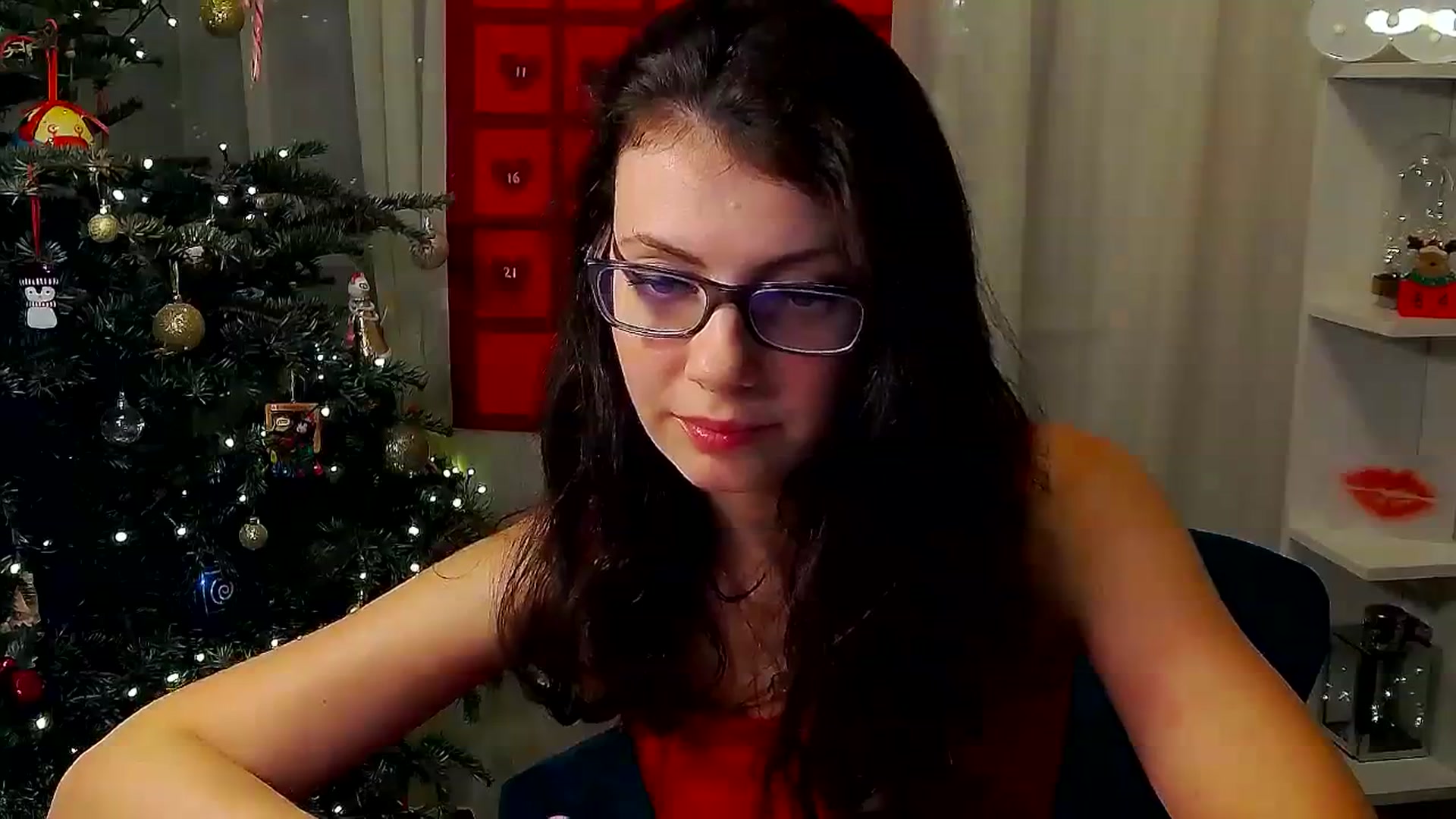 Gallery image thumbnail from MissAracely's myfreecams stream on, 12/28/2023, 21:07 image 12 of 20