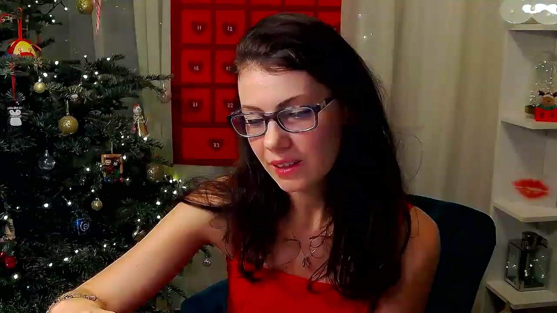 Gallery image thumbnail from MissAracely's myfreecams stream on, 12/28/2023, 21:07 image 10 of 20