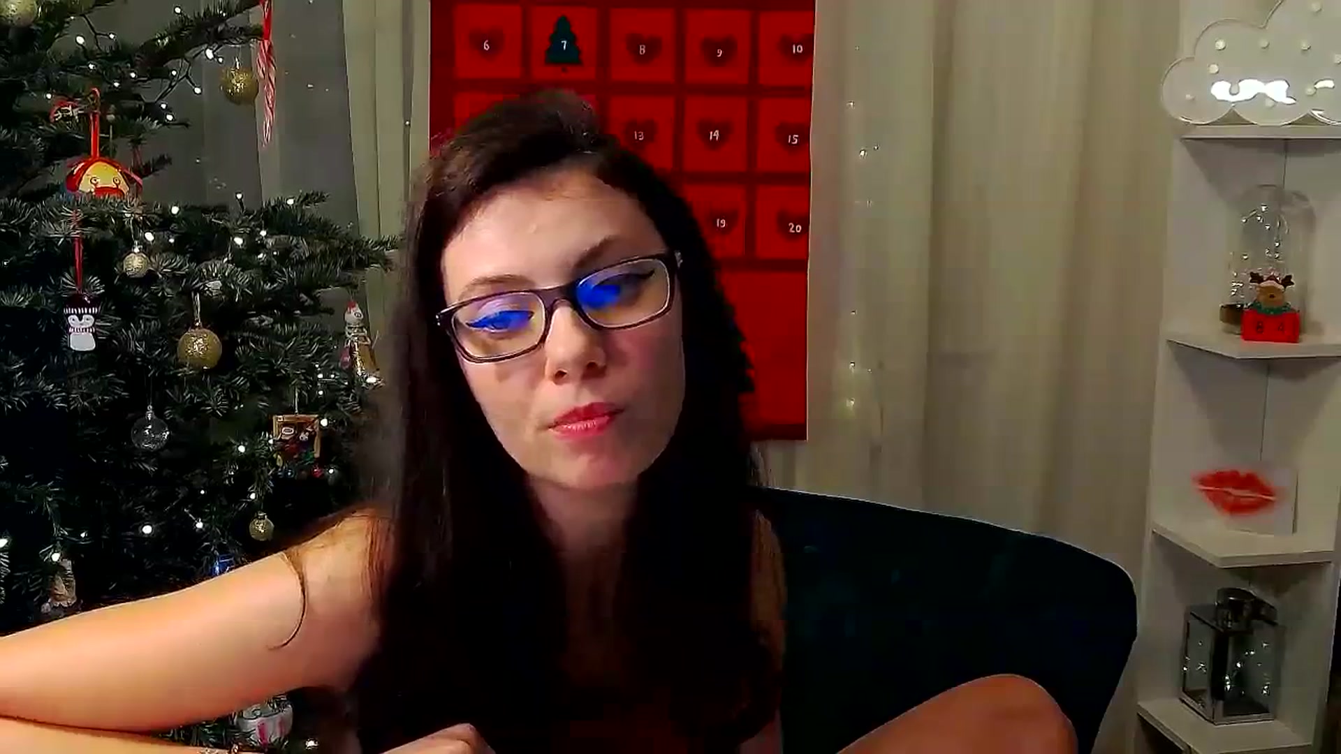 Gallery image thumbnail from MissAracely's myfreecams stream on, 12/28/2023, 22:04 image 8 of 20